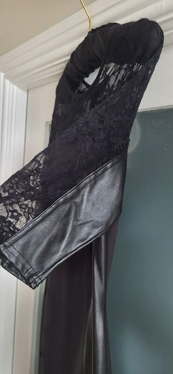 KDK London Black bodycon dress with lace detail Sz 12UK