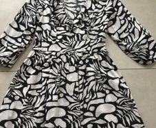 Ladies black and cream dress. Size 12
