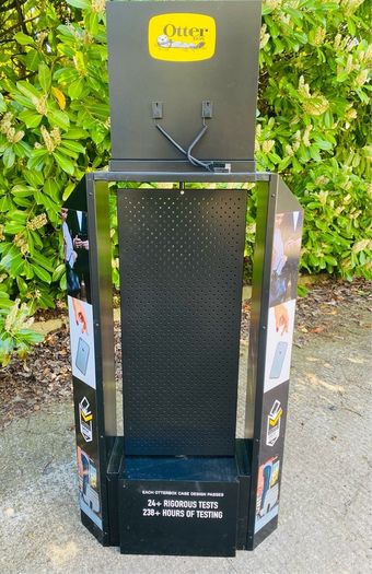 Otterbox Original Shop Display Stand With 20 Free Hooks!