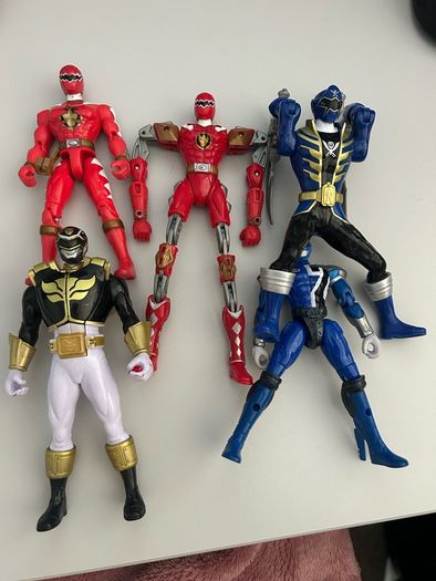 Power Rangers Figure Bundle