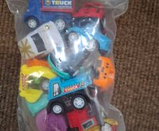 City puzzles, activity book, 6 vehicles