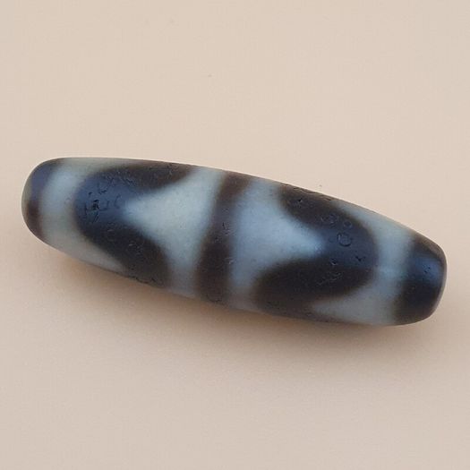 Vintage Himalayan Tibetan Zigzag Pattern Agate Dzi Bead Amulet