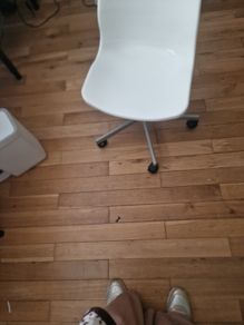 Child's rotating office chair