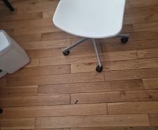 Child's rotating office chair