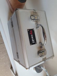 Make up box