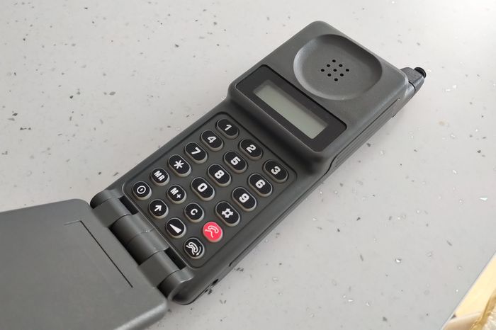 Motorola Flip Phone NEW