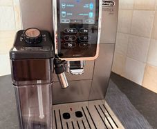 Delonghi Dinamica Plus Coffee Machine
