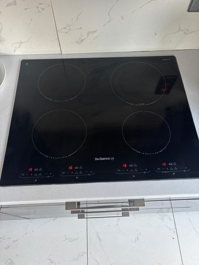 Electric double oven and hob