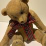 Vintage Kensington Holly Grove Resin Bear Image 8