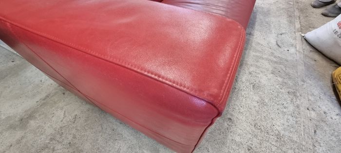 SOFA beautiful red leather