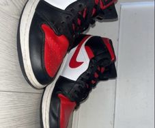 Nike air Jordan 1's