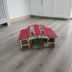 Schleich horse stable/barn