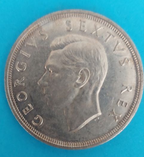 South Africa 1949 Uncirclulated FIVE SHILLING Silver Coin