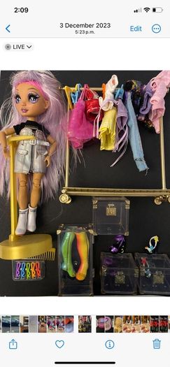 3 Rainbow High dolls