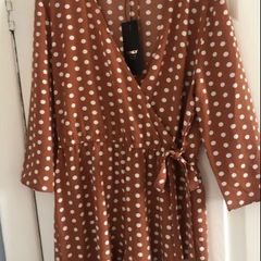 Ladies shorts suit size 10