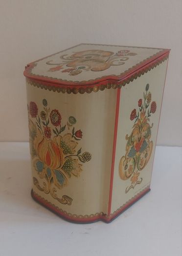 Funky Retro Mid-Century 1950's Tin Tea Caddy, with a Stylish Embossed Floral Design an Unusual Shape, with a Cushion Lid, by Baret Ware in the Monetery Design