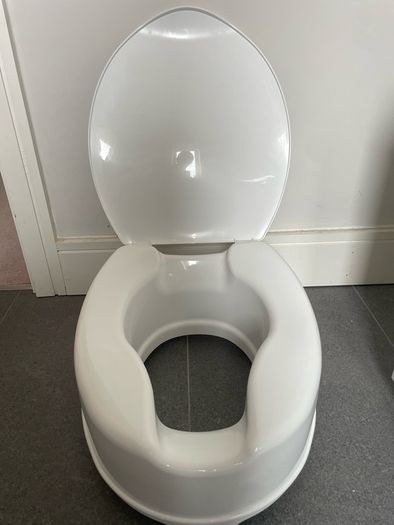 Raised Toilet Seat (6in/150mm)