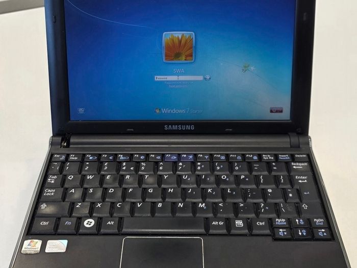 Samsung notebook NP N140