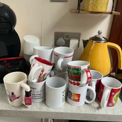 mugs