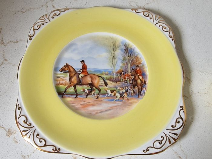 Vintage Royal Tara China Tea set Hunting scene