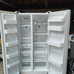 Samsung Side by Side Fridge Freezer  Great Working Condition