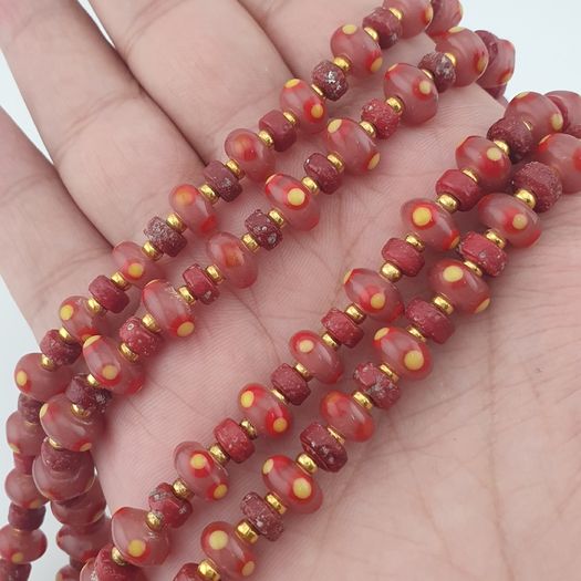 Vintage Venetian Style Tire Shape Eyes Glass Beads Necklace