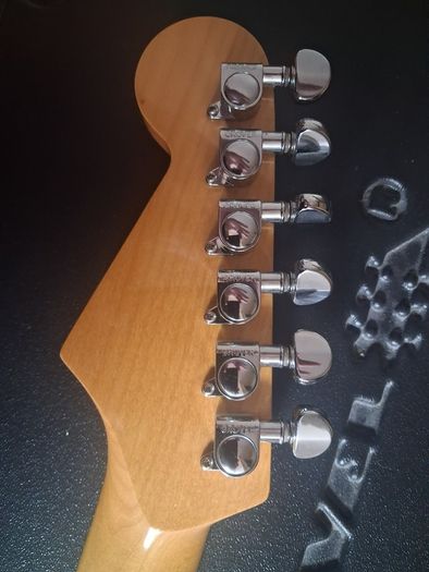 Warmoth Strat neck