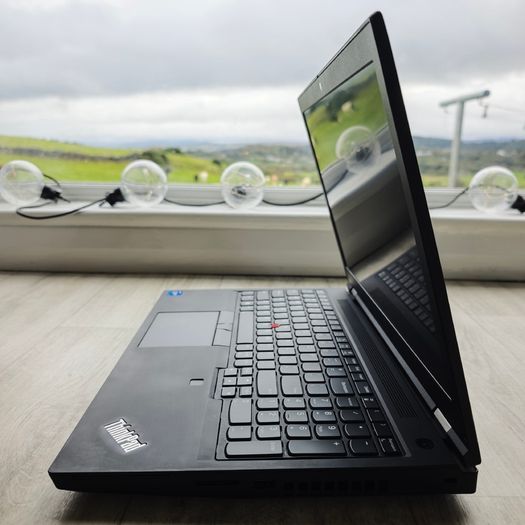 WorkStation Lenovo ThinkPad P15 / i7 11th Gen/ 32GB RAM/ Nvidia Quadro/ Warranty/