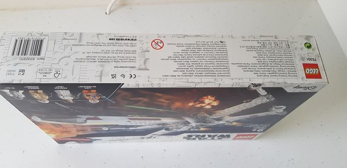 LEGO Star Wars Luke Skywalker's X-Wing 75301 - New and Never Oponed