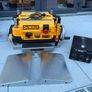 DeWalt DW735 Thickness Planer Image 9