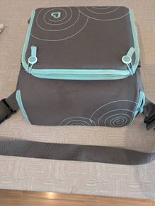 Munchkin travel booster seat