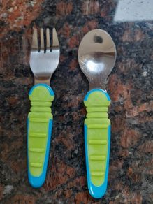 Baby feeding items.