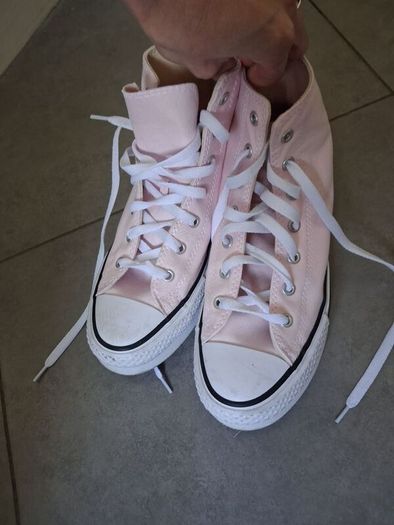 pink platform converse
