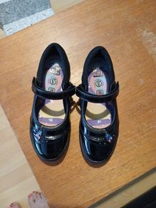 girls school shoes