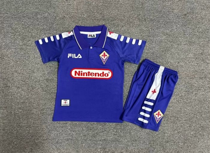 Retro football kits