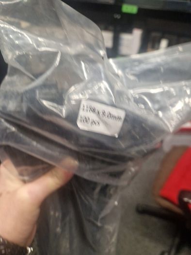 giant  cable ties