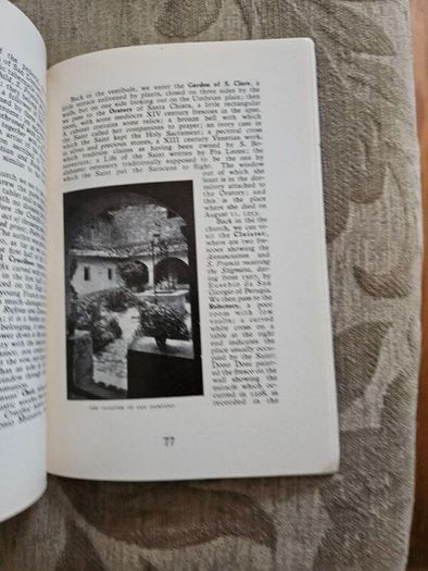 Assisi And Enviorons. 59 Illustrations.  Paperback In Good Condition.  See Photos For Same.