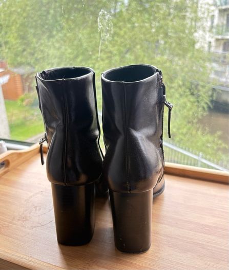 Zara boots
