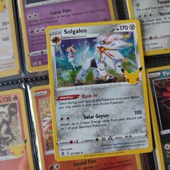 Solgaleo ! Holo Rare ! 25th Anniversary ! from Celebrations Set ! 2021 ! Pokemon Card !