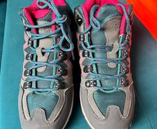Kids boots