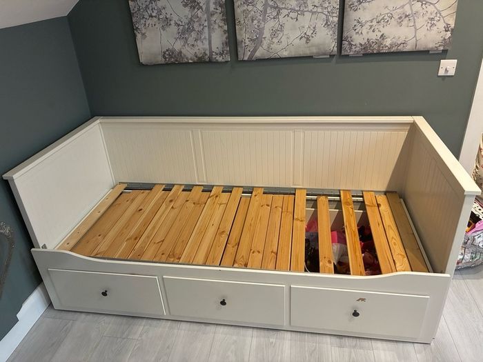 IKEA pull out sofabed with storage drawers