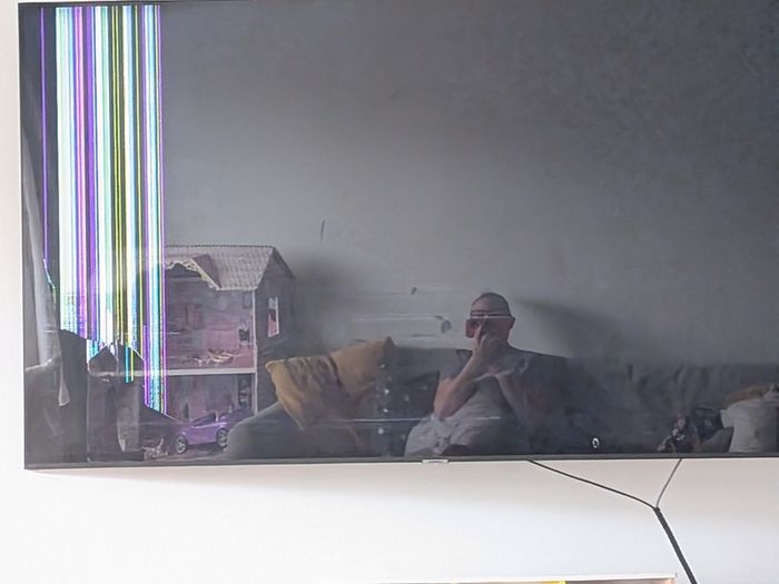 Samsung 65" tv parts only
