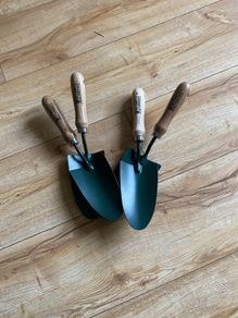 gardener's mate hand trowel