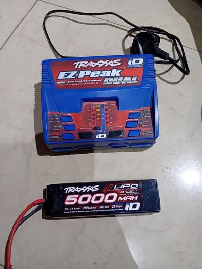 Upgraded traxxas slash 4x4 VXL + loads of spares