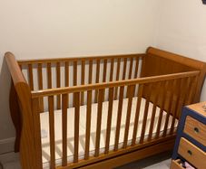 Cot bed
