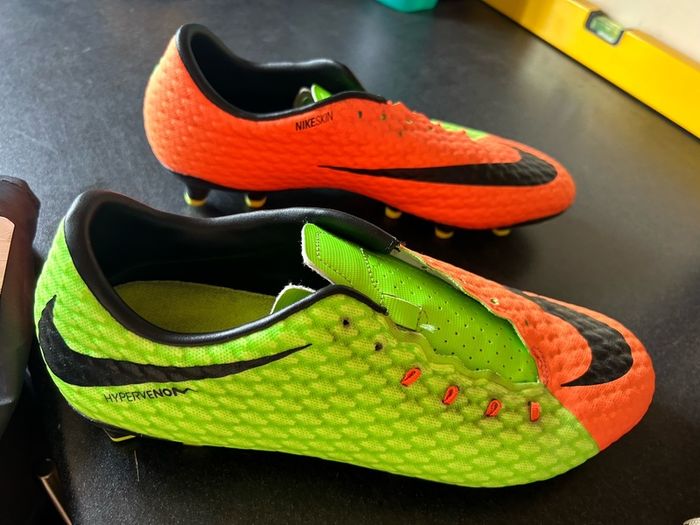 Nike Hypervenom FG Football Boots. Size 8
