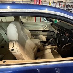 2007 bmw 325i interior