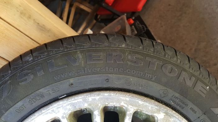 Toyota starlet 1x jap import 13" alloy and perfect tyre