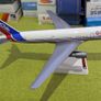 LAN Chile 1:200 scale model airplane, Boeing 767 aircraft Image 2