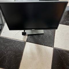 DELL 22" LCD Screen with USB port & HDMI for sale